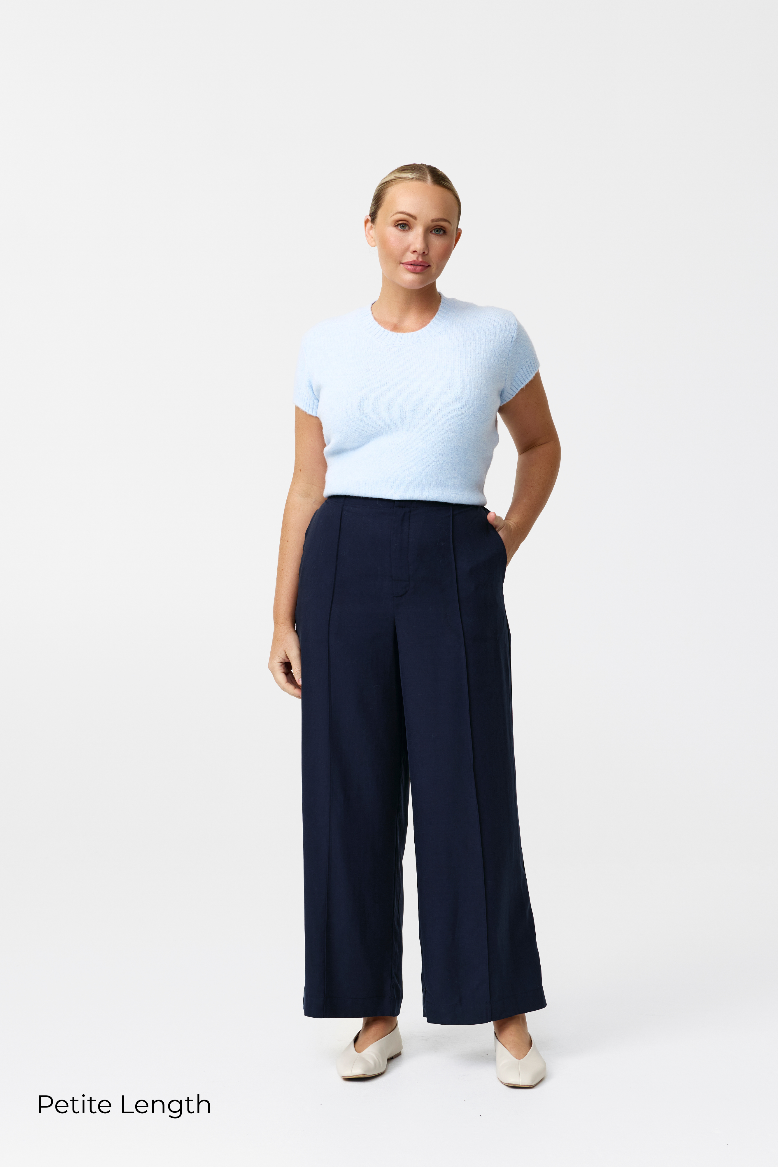 Tailored Pintuck Pants - Navy