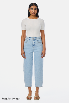 Signature Barrel Leg Jeans - Light Blue Wash