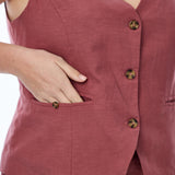 Tapered Vest - Cranberry