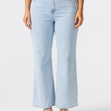 Signature Straight Leg Jeans - Light Blue Wash