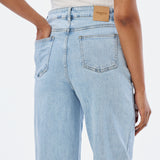 Signature Barrel Leg Jeans - Light Blue Wash