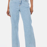 Signature Straight Leg Jeans - Light Blue Wash