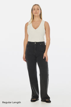 Signature Straight Leg Jeans - Black Wash