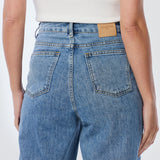 Signature Barrel Leg Jeans - Mid Blue Wash
