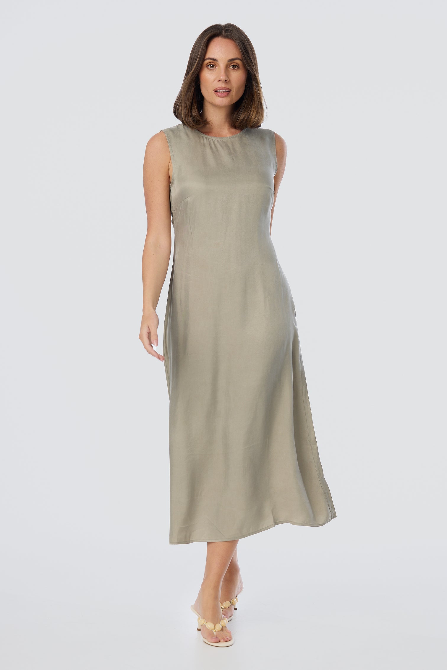 Serafina - An elegant and fashionable dress for women
