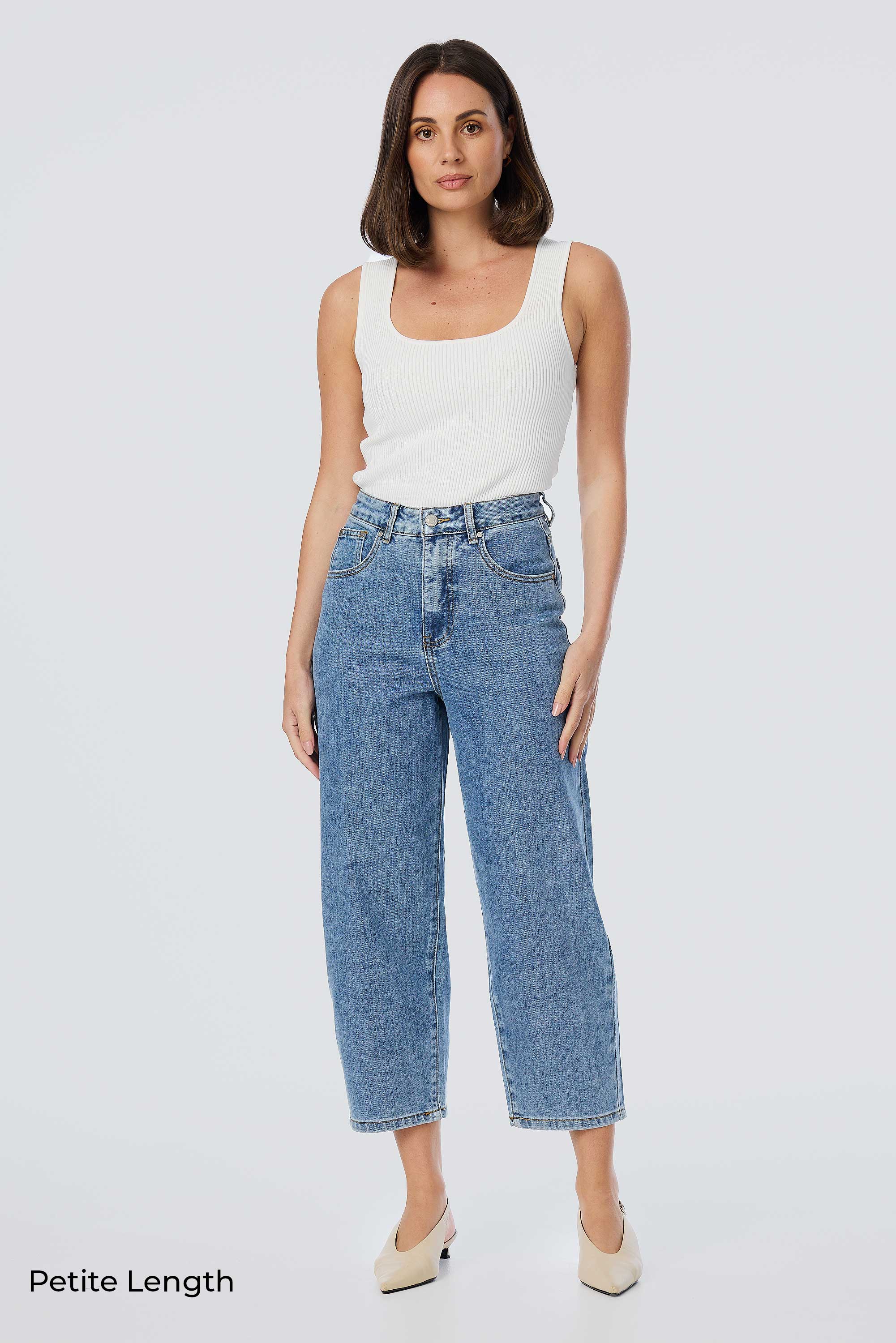 Signature Barrel Leg Jeans - Mid Blue Wash