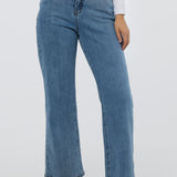 Signature Straight Leg Jeans - Mid Blue Wash